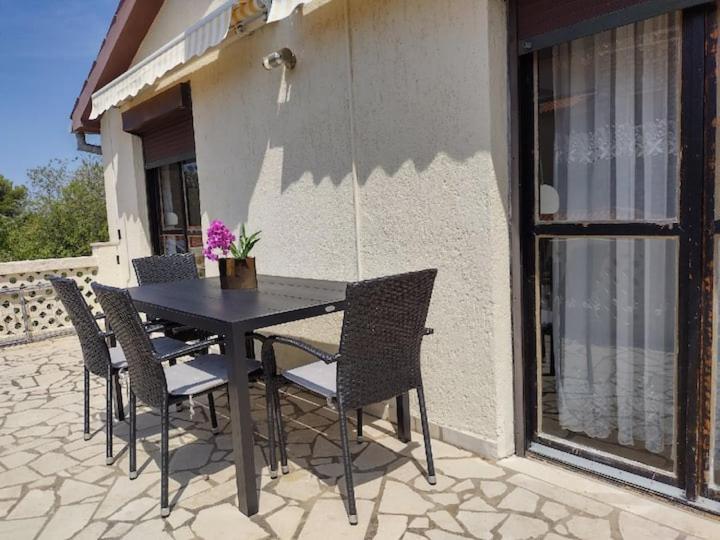 Villa Kadinela, 200M From Kamenjak, Huge Quiet Garden With Barbecue, 2 New Kitchens Premantura Exteriör bild