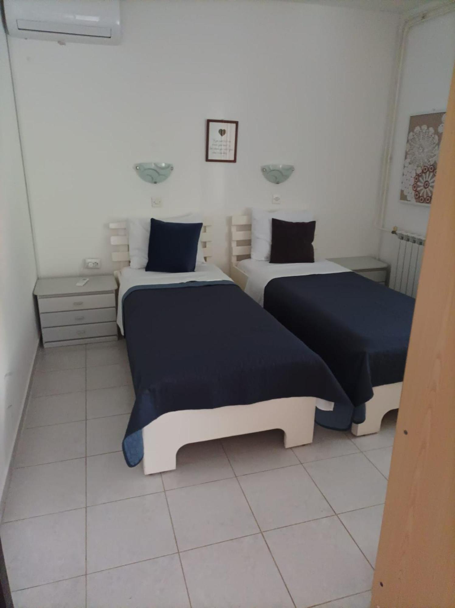 Villa Kadinela, 200M From Kamenjak, Huge Quiet Garden With Barbecue, 2 New Kitchens Premantura Exteriör bild